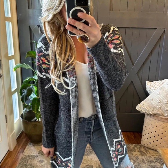 New Tribal Print Long Black Cardigan Hooded Sweater Southwest Western - Picture 10 of 15
